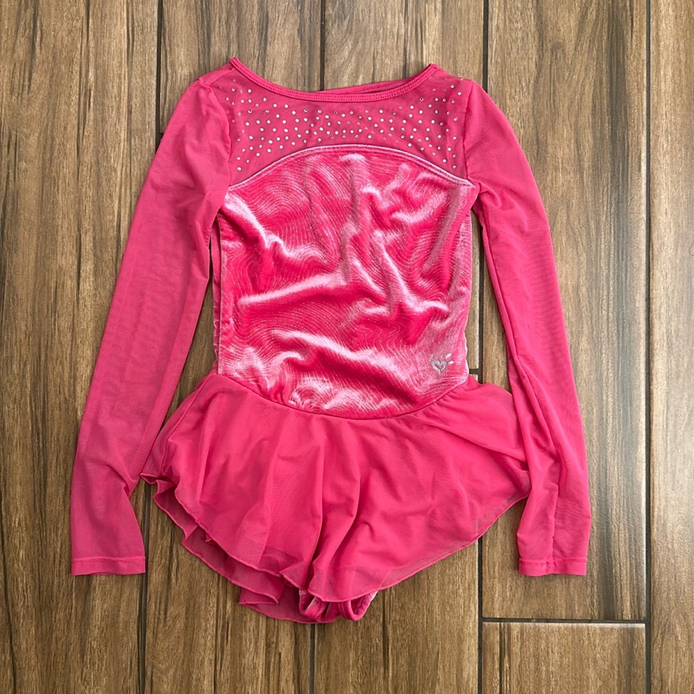 Girls Ice Skating/Gymnastics Leo